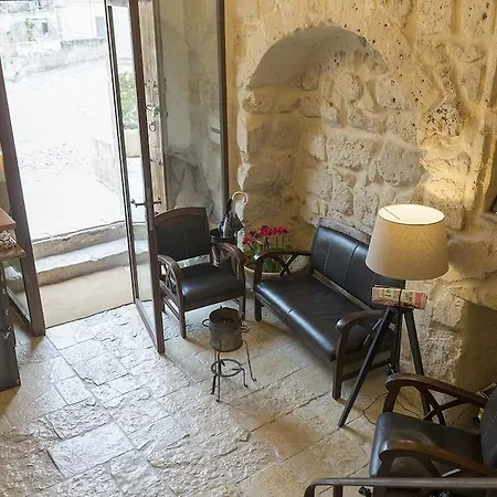 Guest house Thymus Nei Sassi 2*