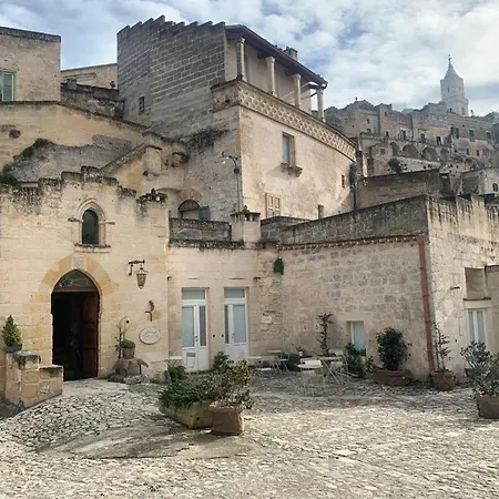 Thymus Nei Sassi Guest house Matera