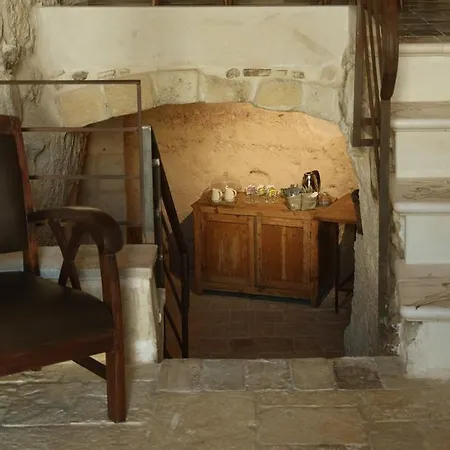 Thymus Nei Sassi 2* Matera