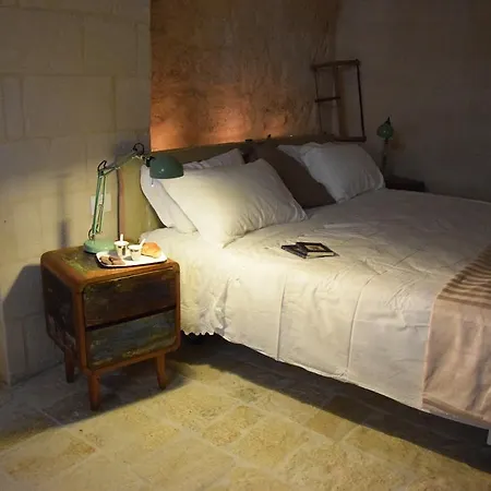 Thymus Nei Sassi 2* Matera
